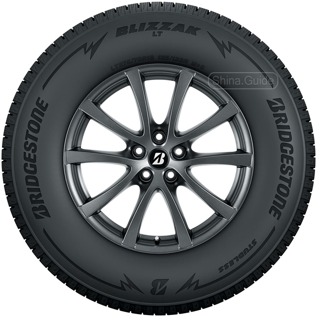 Компания Bridgestone представила новые шины зимней линейки Blizzak