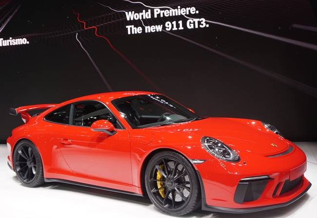 Шины Dunlop Sport Maxx Race 2 и Michelin Pilot Sport Cup 2 омологированы для Porsche 911 GT3